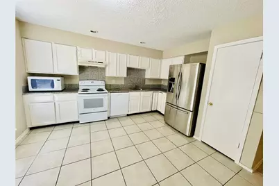 19319 Lazy Valley Drive, Katy, TX 77449 - Photo 8