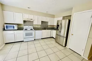 19319 Lazy Valley Dr, Katy, TX 77449 - Photo 8