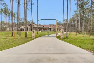 264 Grey Feather Rd, Huntsville, TX 77340 - Photo 2