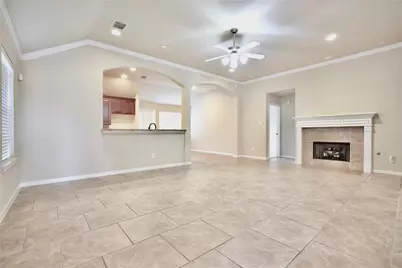 24919 Lakecrest Manor Drive, Katy, TX 77493 - Photo 8