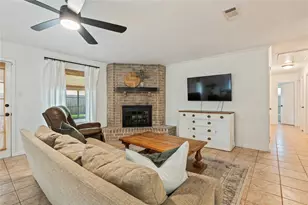 306 Morningside Dr, League City, TX 77573 - Photo 10