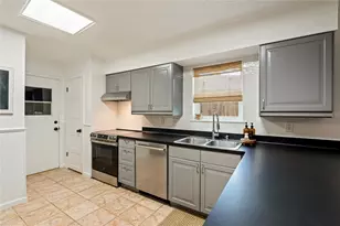 306 Morningside Dr, League City, TX 77573 - Photo 14