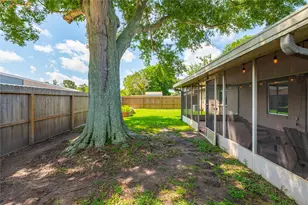 306 Morningside Dr, League City, TX 77573 - Photo 34