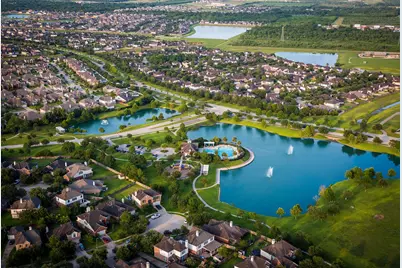 5027 Hurston Park Trail, Fresno, TX 77583 - Photo 10