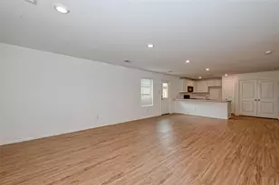 5027 Hurston Pk Trl, Fresno, TX 77583 - Photo 4