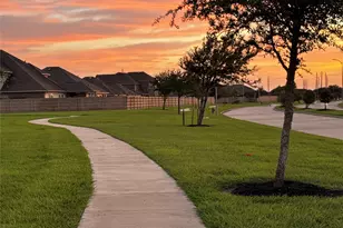 1819 Opal Peach Dr, Iowa Colony, TX 77583 - Photo 6