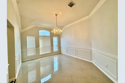 2604 Hidden Creek Drive, Pearland, TX 77581 - Photo 8