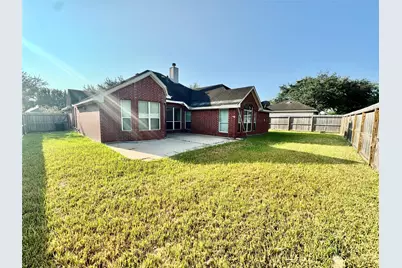 2604 Hidden Creek Drive, Pearland, TX 77581 - Photo 4