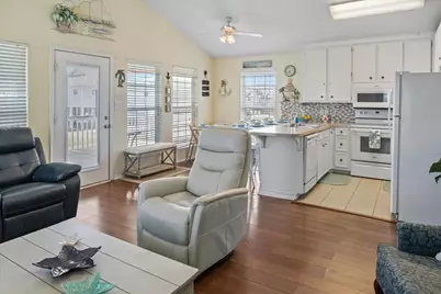 3343 Pirates Cove, Crystal Beach, TX 77650 - Photo 16