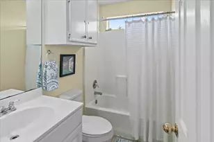 3343 Pirates Cove, Crystal Beach, TX 77650 - Photo 20