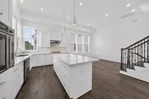 2738 Harvard St, Houston, TX 77008 - Photo 12