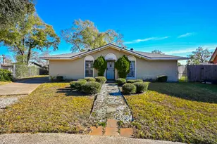 9630 Glenwood Forest Dr, Houston, TX 77078 - Photo 2