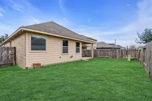 8939 Headstall Dr, Tomball, TX 77375 - Photo 24