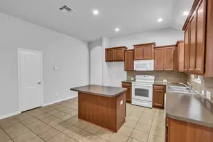 8939 Headstall Dr, Tomball, TX 77375 - Photo 10