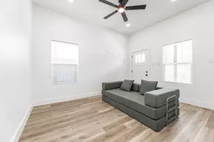 9727 Stedman St, Houston, TX 77029 - Photo 16