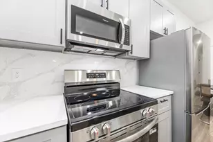 9727 Stedman St, Houston, TX 77029 - Photo 2