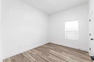 9727 Stedman St, Houston, TX 77029 - Photo 6