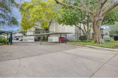 1100 Augusta Drive #84, Houston, TX 77057 - Photo 1