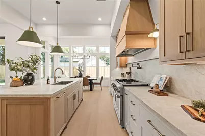 2011 Singleton Street, Houston, TX 77008 - Photo 10
