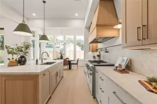 2011 Singleton St, Houston, TX 77008 - Photo 10