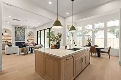 2011 Singleton Street, Houston, TX 77008 - Photo 12