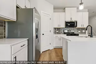 6107 Bella Dr, Katy, TX 77493 - Photo 2