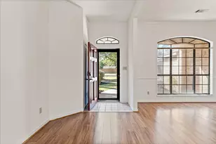 215 Deep Dale Ln, Conroe, TX 77304 - Photo 6