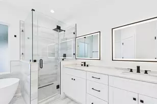 4750 Martin Hill St, Houston, TX 77018 - Photo 34