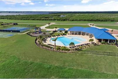 3037 Palacios Bay Drive, Palacios, TX 77465 - Photo 6