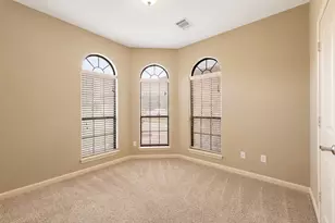 2717 Colony Village Dr, Bryan, TX 77808 - Photo 18