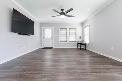 112 Wood Avenue, Baytown, TX 77520 - Photo 8