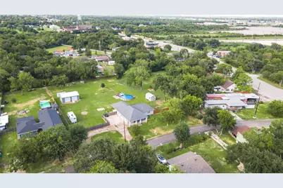 112 Wood Avenue, Baytown, TX 77520 - Photo 46