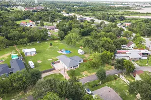 112 Wood Ave, Baytown, TX 77520 - Photo 46