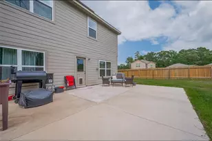 25418 Glacier Lake Dr, Cleveland, TX 77328 - Photo 6