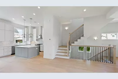 4621 Maxie Street, Houston, TX 77007 - Photo 1