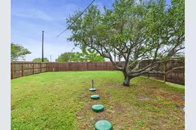 2403 S Bronte Street, Rockport, TX 78382 - Photo 40