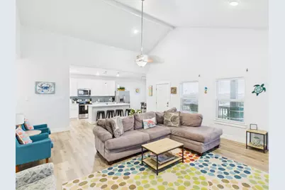 2403 S Bronte Street, Rockport, TX 78382 - Photo 2