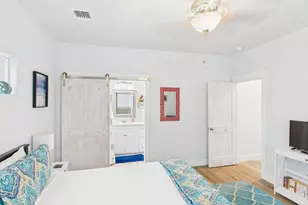 2403 S Bronte St, Rockport, TX 78382 - Photo 18