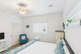 2403 S Bronte St, Rockport, TX 78382 - Photo 16