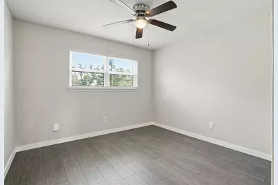 201 S Kansas Avenue #G, League City, TX 77573 - Photo 14