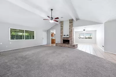 17102 Coachmaker Drive, Friendswood, TX 77546 - Photo 8