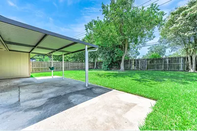 17102 Coachmaker Drive, Friendswood, TX 77546 - Photo 24