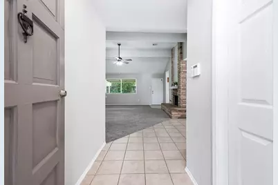 17102 Coachmaker Drive, Friendswood, TX 77546 - Photo 6