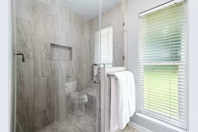 17102 Coachmaker Drive, Friendswood, TX 77546 - Photo 22