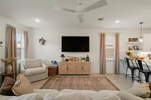 119 Walnut Hl Ct, Anahuac, TX 77514 - Photo 8