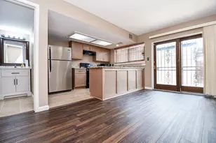 7336 Crownwest St, Houston, TX 77072 - Photo 6