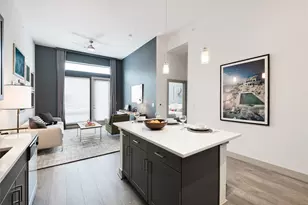 160 Birdsall St, Houston, TX 77007 - Photo 2