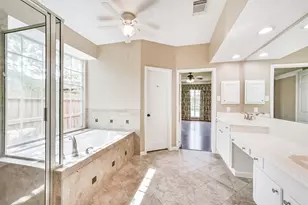 4406 Pleasant Trace Dr, Pasadena, TX 77059 - Photo 30