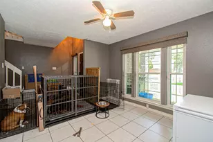 2122 Courtshire Ln, Sugar Land, TX 77478 - Photo 2