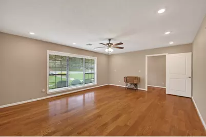 408 W Tom Green Street, Brenham, TX 77833 - Photo 14